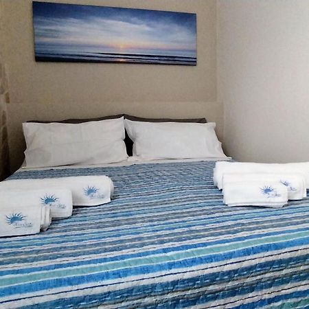 Bluesun Apartments Leporano Luaran gambar
